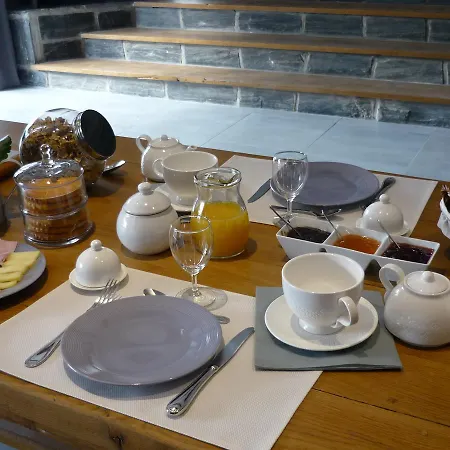 Bed & Breakfast La Batisse Chambres D'hotes Lavastrie