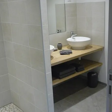Bed & Breakfast La Batisse Chambres D'hotes 4*