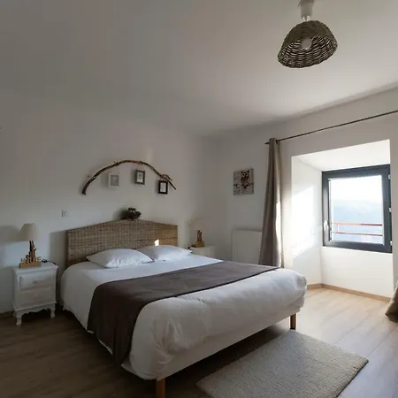 Bed & Breakfast La Batisse Chambres D'hotes Lavastrie